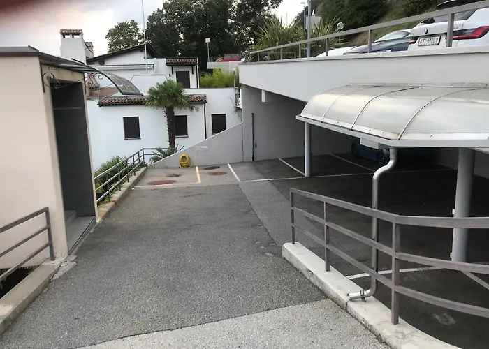 Amazing View, Swimming Pool, Relax *